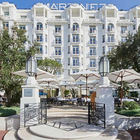 Hotel Martinez, In The Unbound Collection By Hyatt Cannes Exterior foto The hotel in 2018