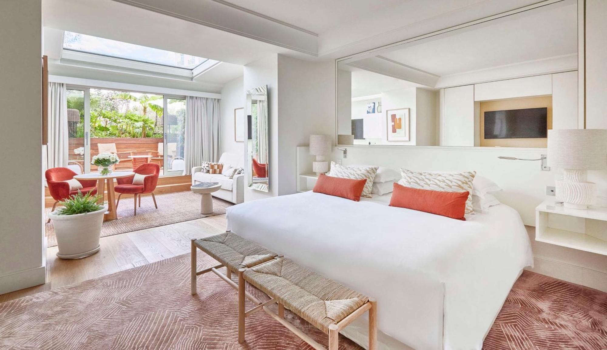 Hotel Martinez, In The Unbound Collection By Hyatt Cannes Exterior foto A room at the hotel