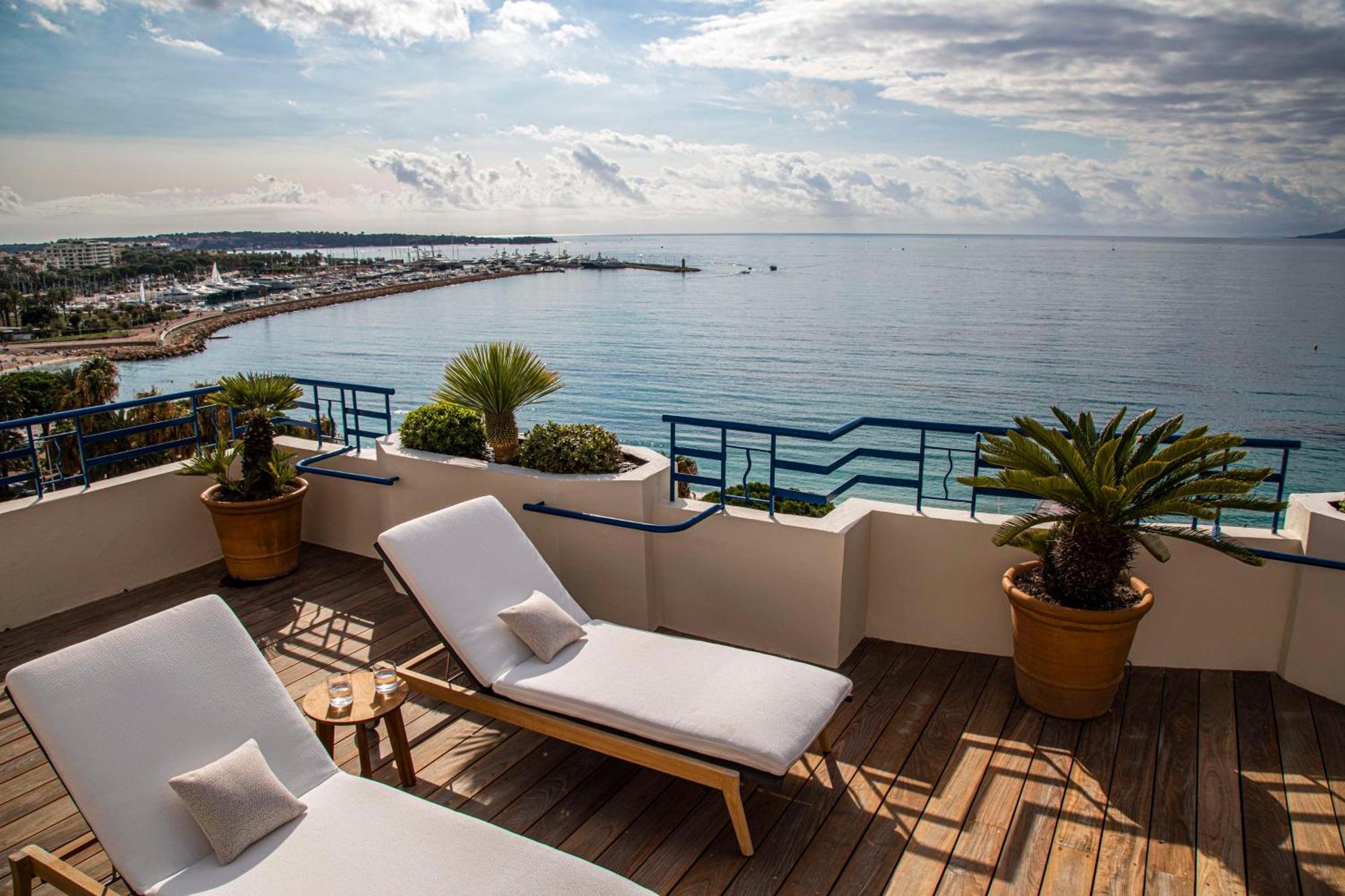 Hotel Martinez, In The Unbound Collection By Hyatt Cannes Exterior foto View from the hotel