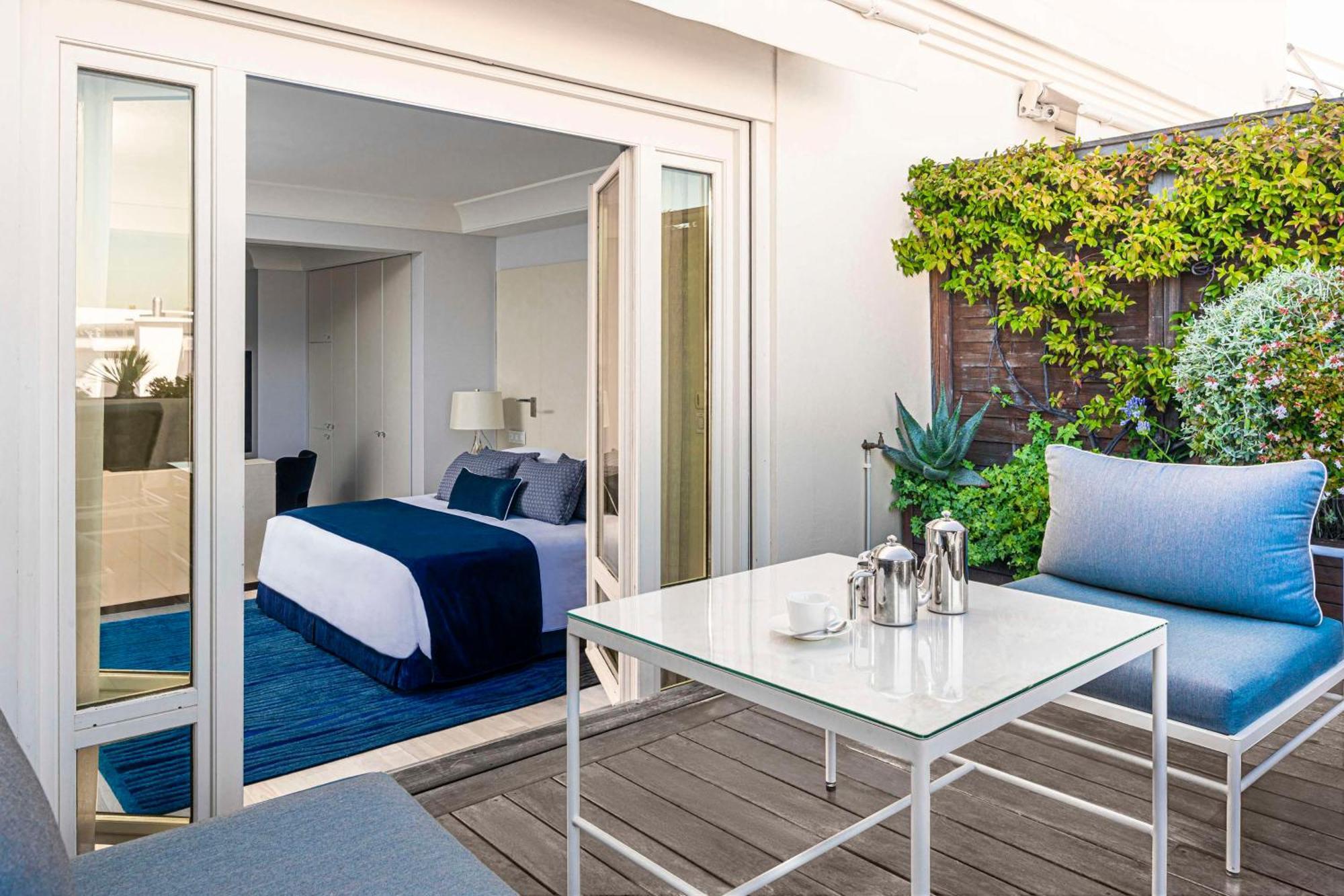 Hotel Martinez, In The Unbound Collection By Hyatt Cannes Exterior foto A room at the hotel